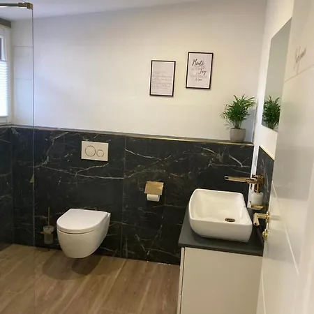 Moderne Mit Balkon Апартаменты *