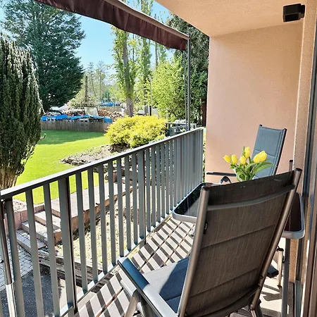Moderne Mit Balkon *